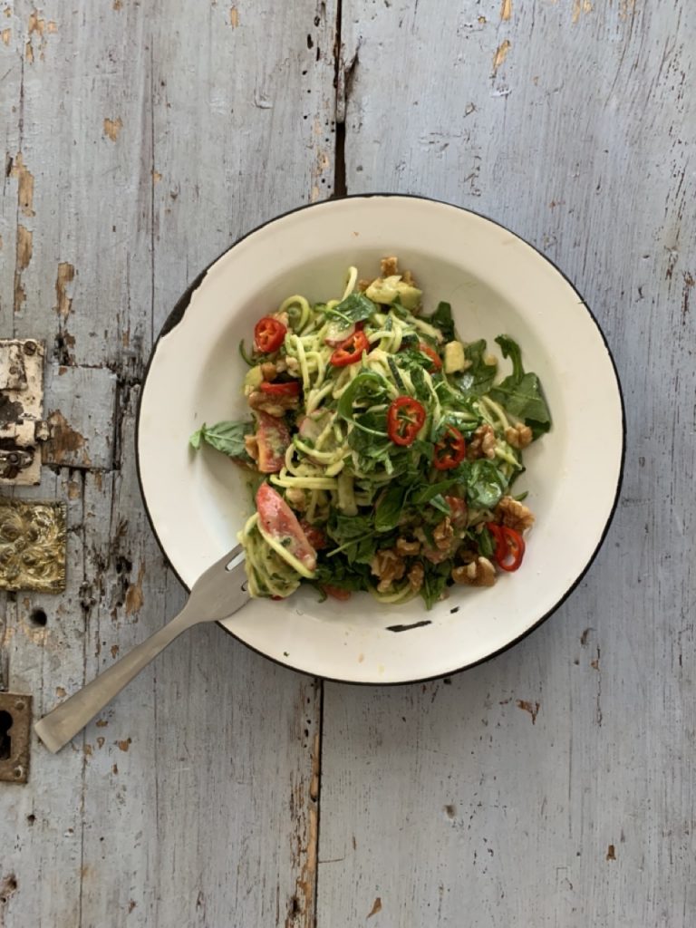 Courgetti with butter bean pesto